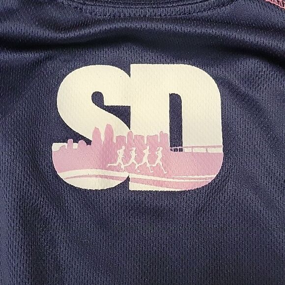 LESLIE JORDAN POLY RACE TEE SAN DIEGO MARATHON 2013 SIZE M - Picture 5 of 6